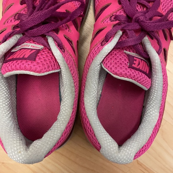🌸3/$12🌸 Nike dual fusion lite sneakers - Picture 13 of 14